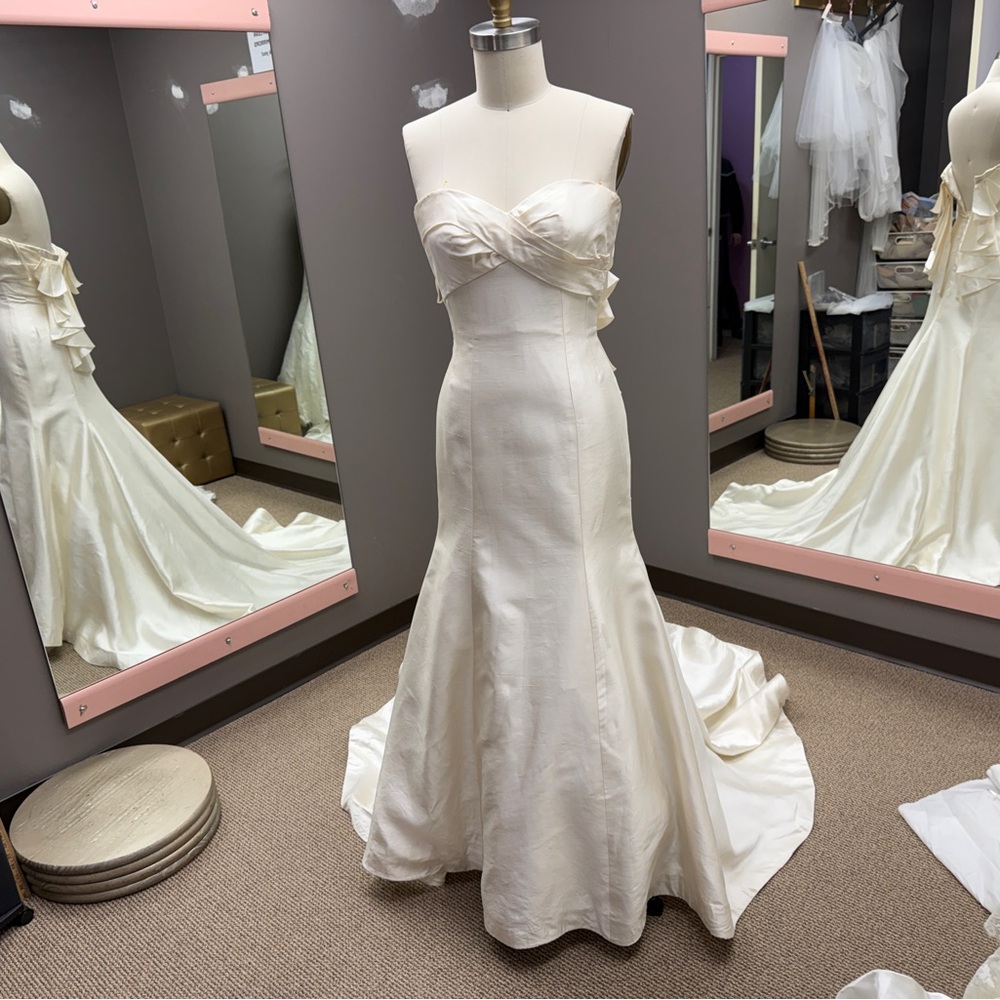 Cream Silk Fit & Flare Wedding Dress